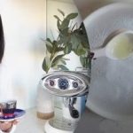 הילדה הראתה כיצד להסיר שריטות בצלחות: הסרטון שלה הפך ללהיט