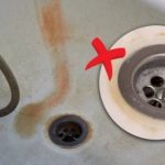 במהירות וללא כימיקלים: כיצד להסיר לצמיתות כתמי חלודה מאמבטיה