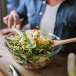 איך לעמוד בדרישת החלבון היומית שלך: 6 חלופות לחזה עוף