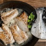 איך להיפטר מריח הדגים המטוגנים מדירה: טריק שמעטים יודעים עליו